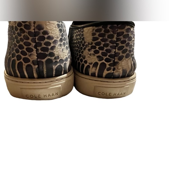 Cole Haan womens slip on Bowie light blue snakeskin shoes 7.5 slip on sneaker‍‍ - Picture 12 of 14